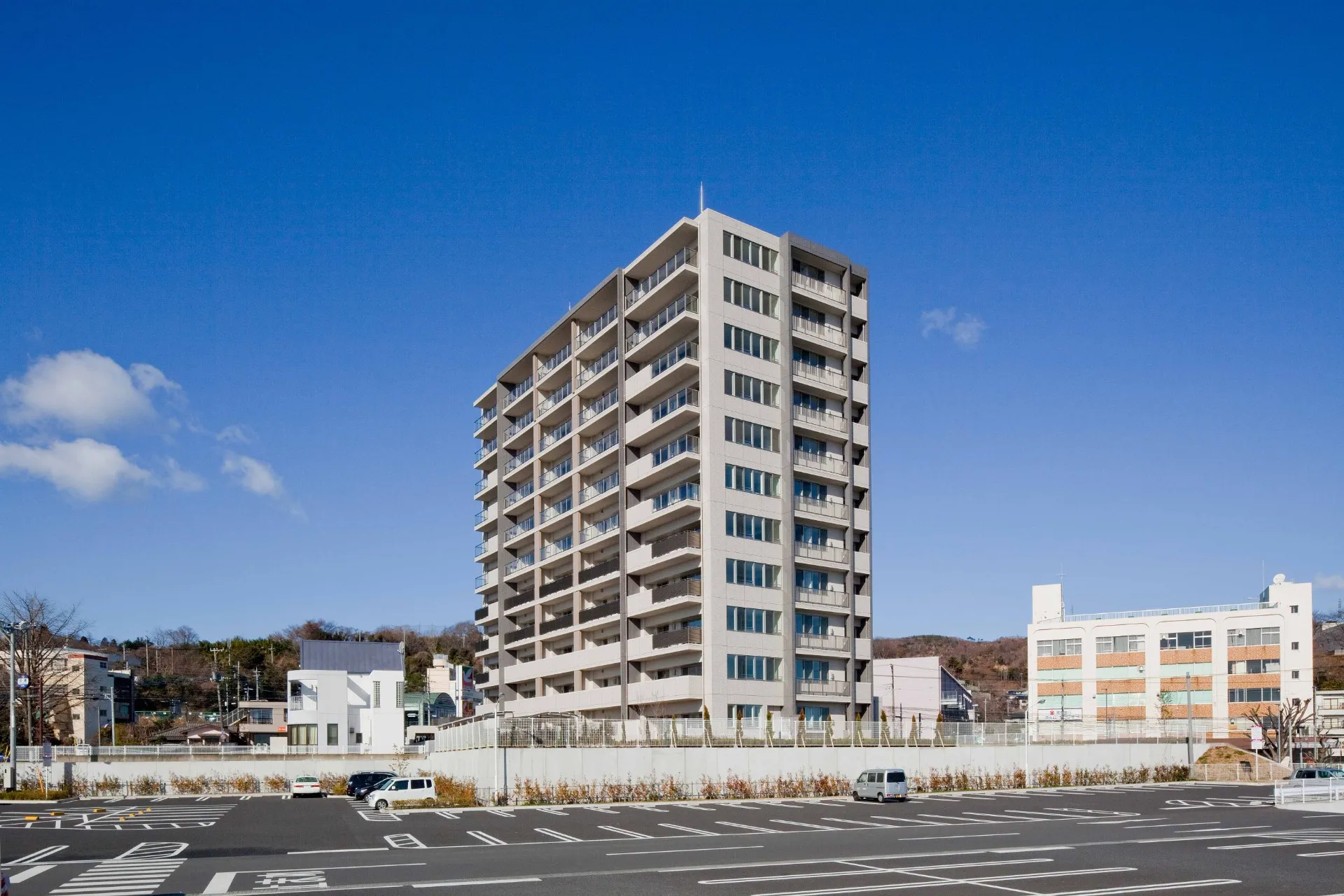 兎平マンション